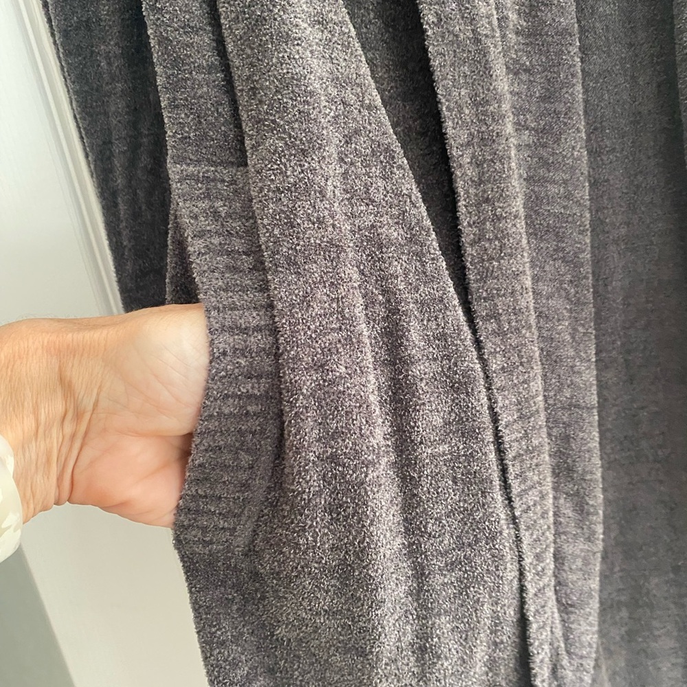Barefoot Dreams CozyChic Ultra Lite Short Hooded Robe - Picture 6 of 7